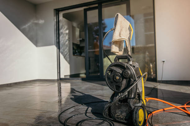 Professional Pressure Washing Services in Lansing, IL